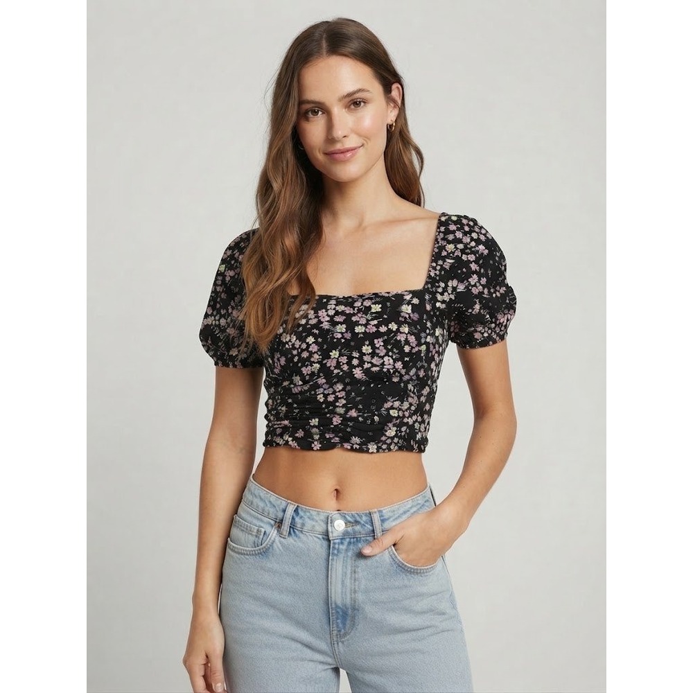 Wild Moss Floral Crop Top Womens Small Black Ruched Smocked Ruffle Sleeve Top